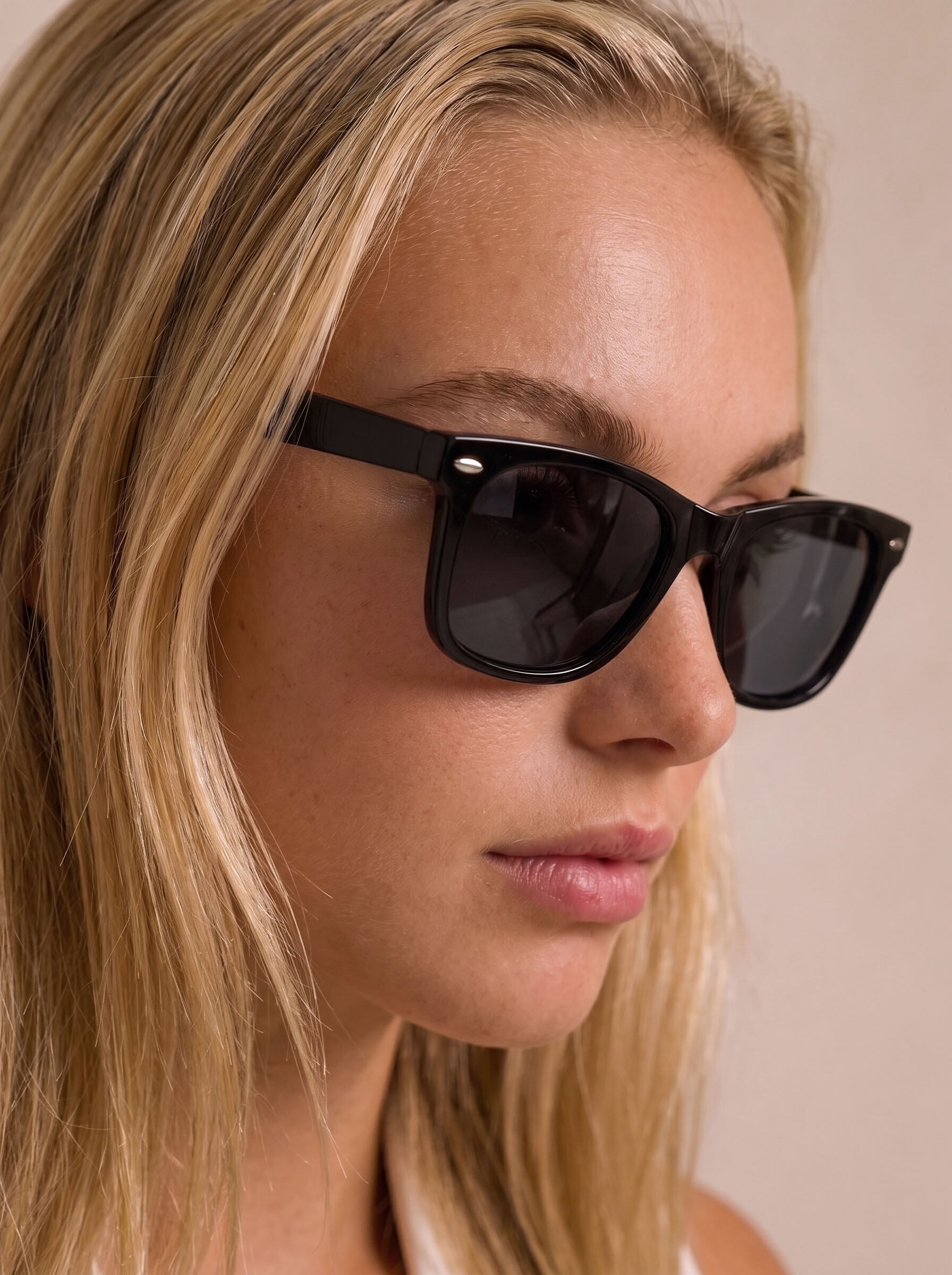 Kate - Black - Smoke Lens - Polarized