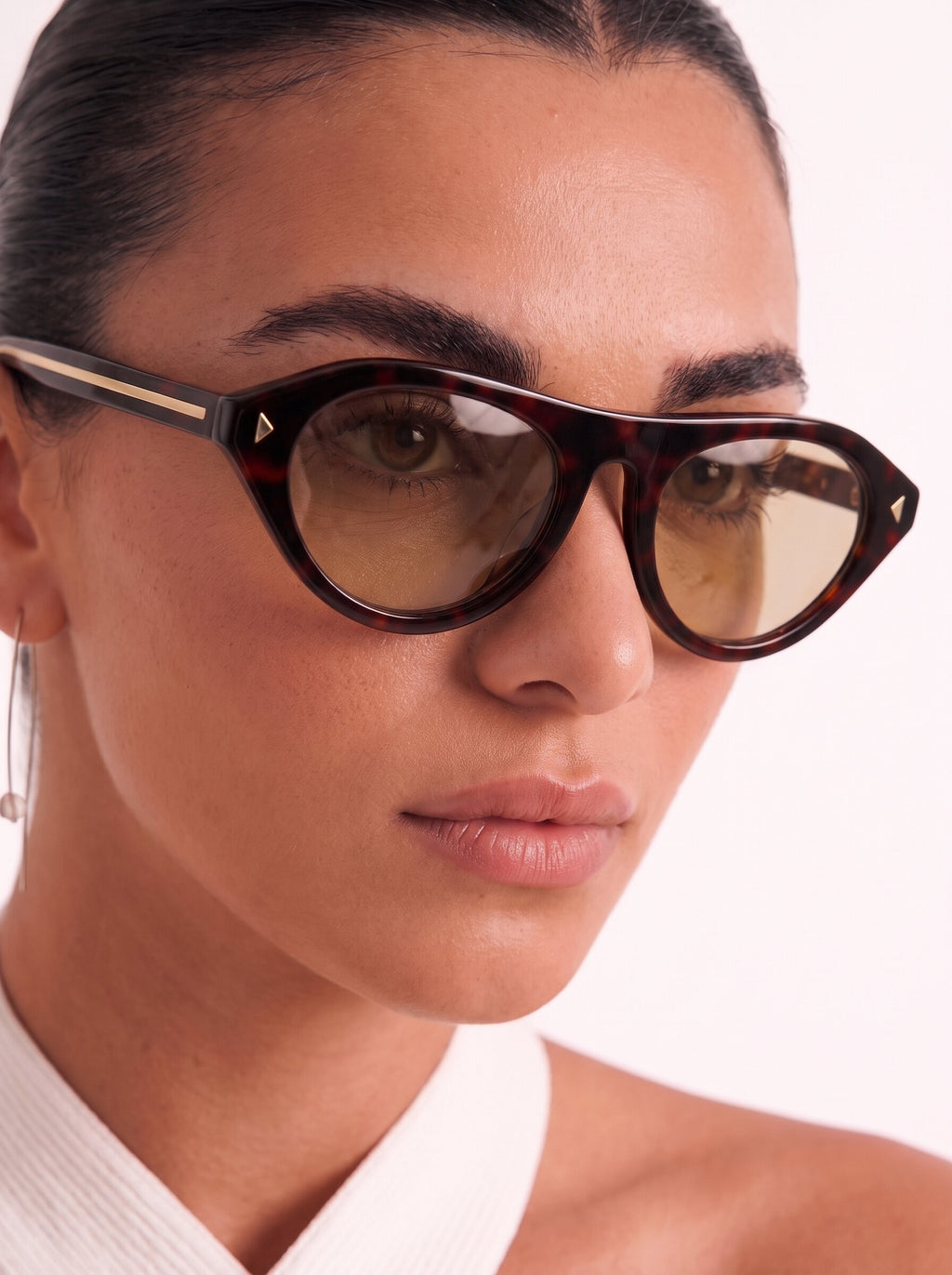 Mia - Tortoise - Light Brown Lens