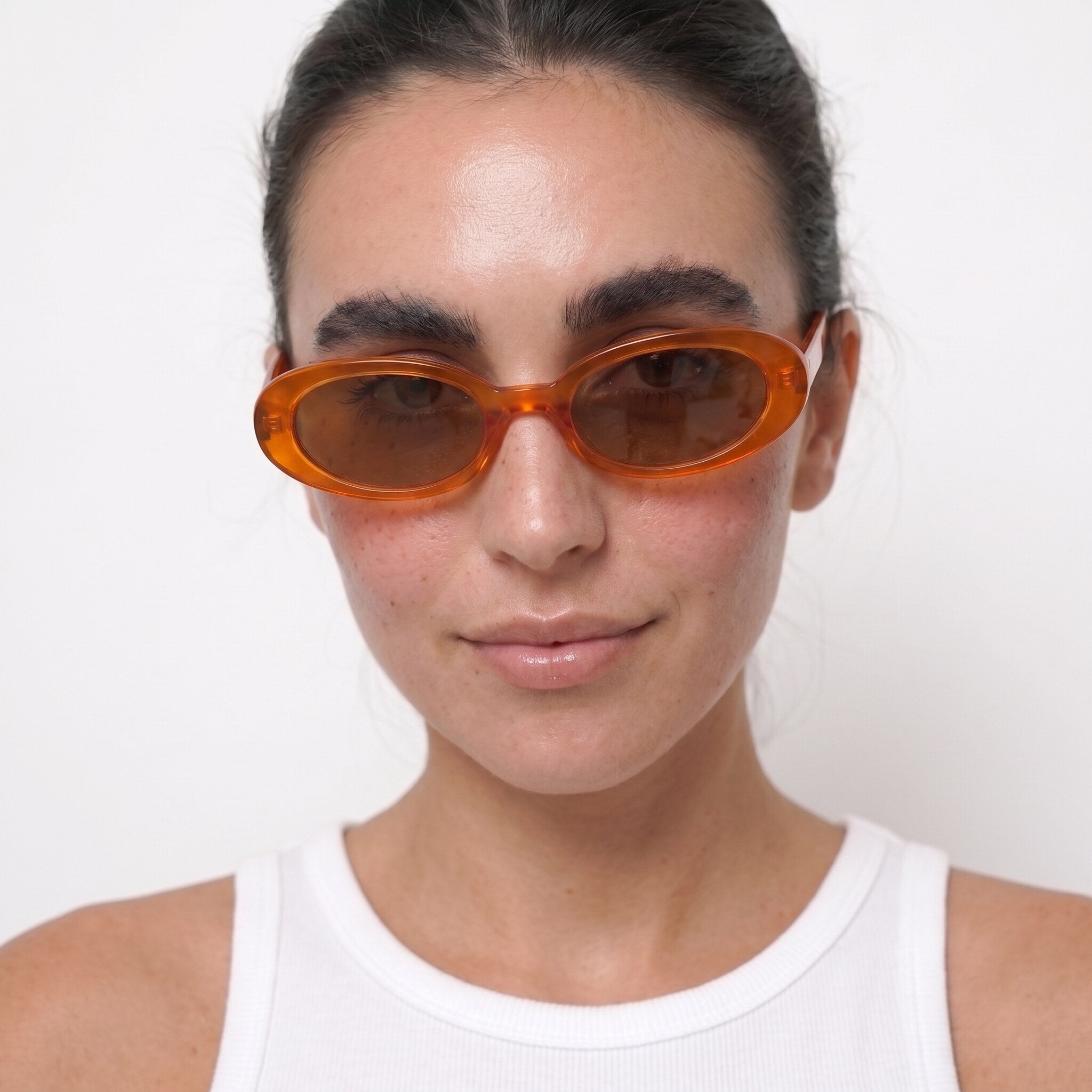 Mila - Cognac - Champagne Amber Lens